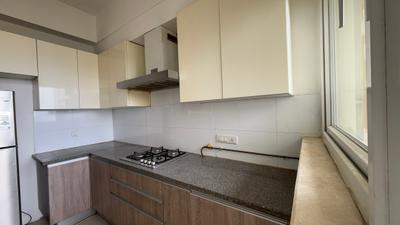 Kitchen Image of 3700 Sq.ft 4 BHK Apartment / Flat for rent in Vatika Sovereign Next, Sector 82A Gurgaon for Rs. 58000
