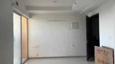 Living Room Image of 610 Sq.ft 2 BHK Apartment / Flat for rent in Prateek Grand City, Siddharth Vihar Ghaziabad for Rs. 19500