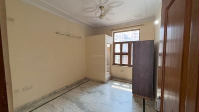 Bedroom Image of 1800 Sq.ft 2 BHK Builder Floor for rent in Sector 46 Gurgaon for Rs. 32000