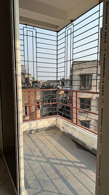 Image of 1200 Sq.ft 3 BHK Builder Floor for rent in Picnic Garden, Kolkata for Rs. 25000