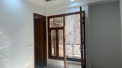 Bedroom Image of 920 Sq.ft 3 BHK Builder Floor for sale in Khanpur New Delhi for Rs. 7000000