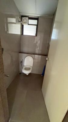 Hari Aalay Bathroom Three 4