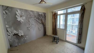 Bedroom Image of 650 Sq.ft 2.5 BHK Apartment / Flat for sale in UCHDPL Swamanorath, Wave City Ghaziabad for Rs. 5600000