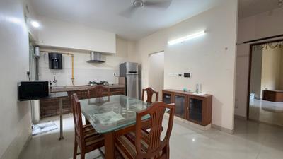 Kitchen Image of 1350 Sq.ft 2.5 BHK Apartment / Flat for rent in Adani The Meadows, Shantigram Ahmedabad for Rs. 36000