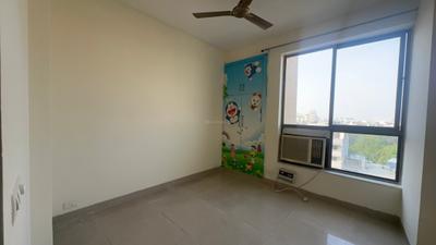 Bedroom Image of 1190 Sq.ft 3 BHK Apartment / Flat for sale in Unitech Uniworld Gardens 2, Sector 47 Gurgaon for Rs. 20000000