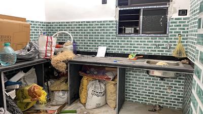 Kitchen Image of 798 Sq.ft 2 BHK Builder Floor for sale in Picnic Garden Kolkata for Rs. 4050000
