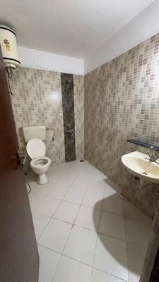 Image of 1500 Sq.ft 3 BHK Apartment / Flat for rent in Sai Sampada, L I G Colony, Indore for Rs. 28000