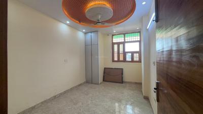 Bedroom Image of 720 Sq.ft 2 BHK Builder Floor for rent in Nawada New Delhi for Rs. 20500