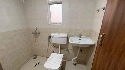 Image of 1090 Sq.ft 3 BHK Apartment / Flat for rent in ROF Amaltas, Sector 92, Gurgaon for Rs. 22000