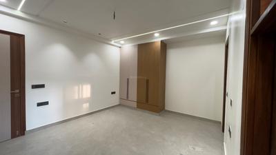 Bedroom Image of 1900 Sq.ft 4 BHK Apartment / Flat for sale in Sector 4 Rohini New Delhi for Rs. 16500000