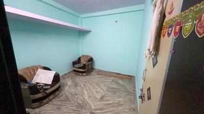 Bedroom Image of 600 Sq.ft 2 BHK Builder Floor for rent in Mayur Vihar Phase 1 New Delhi for Rs. 16500