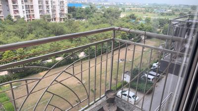 Balcony Image of 584 Sq.ft 1 BHK Apartment / Flat for rent in Aditya Urban Homes Phase 1C, Bamheta Village Ghaziabad for Rs. 17000