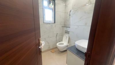 Image of 1450 Sq.ft 3 BHK Builder Floor for sale in Sector 17 Dwarka, New Delhi for Rs. 32500000