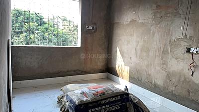 Bedroom Image of 610 Sq.ft 2 BHK Builder Floor for sale in Picnic Garden Kolkata for Rs. 2749999