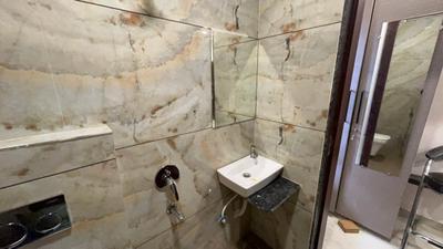 Bathroom Image of 1500 Sq.ft 1 RK Apartment / Flat for rent in Mahalakshmi Nagar Indore for Rs. 16000
