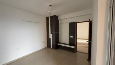 Bedroom Image of 1135 Sq.ft 2 BHK Apartment / Flat for sale in Land Craft Golflinks Apartments, Pandav Nagar Ghaziabad for Rs. 9100000