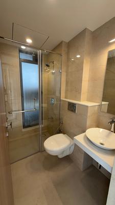 Image of 1400 Sq.ft 3 BHK Apartment / Flat for sale in Bandra West, Mumbai for Rs. 130000000