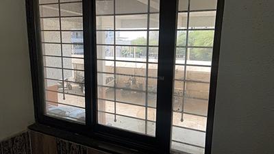 Balcony Image of 1400 Sq.ft 3 BHK Apartment / Flat for sale in Giri Benchmark Tower by Giri Associate Construction, Vrindavan Nagar Nashik for Rs. 5800000