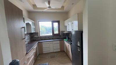 Kitchen Image of 2500 Sq.ft 3 BHK Builder Floor for rent in Sector 52 Gurgaon for Rs. 70000