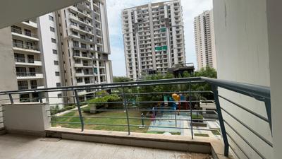 Balcony Image of 1609 Sq.ft 2.5 BHK Apartment / Flat for sale in Godrej Oasis, Sector 88A Gurgaon for Rs. 18600000