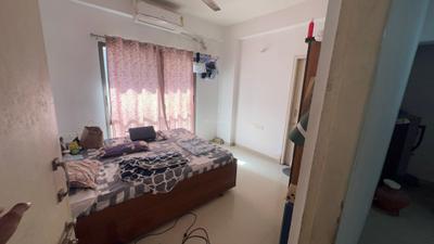 Bedroom Image of 1200 Sq.ft 2 BHK Apartment / Flat for rent in Adani Aangan, Shantigram Ahmedabad for Rs. 28000