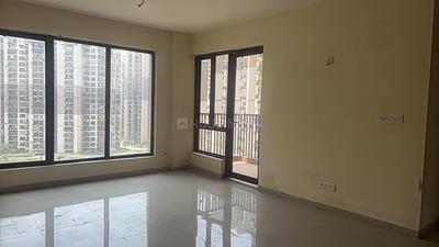 Living Room Image of 1968 Sq.ft 4 BHK Apartment / Flat for sale in Logix Blossom County, Sector 137 Noida for Rs. 23000000