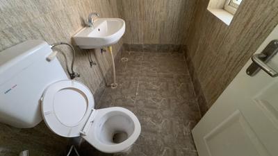 Image of 2950 Sq.ft 4 BHK Apartment / Flat for rent in Puri Diplomatic Greens, Sector 110A, Gurgaon for Rs. 76000