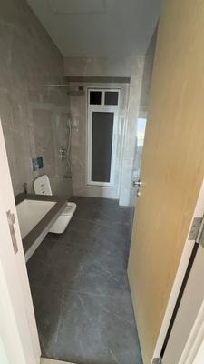 Image of 930 Sq.ft 2 BHK Apartment / Flat for rent in Monte South, Byculla, Mumbai for Rs. 140001