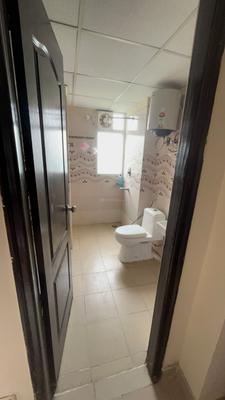 Image of 1458 Sq.ft 3 BHK Apartment / Flat for rent in Sethi Max Royal, Sector 76, Noida for Rs. 52000