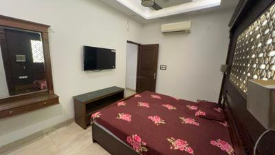 Bedroom Image of 3078 Sq.ft 3.5 BHK Independent House for rent in Sector 10A Gurgaon for Rs. 100000