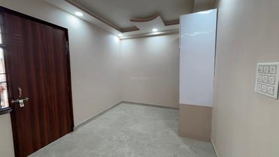Bedroom Image of 680 Sq.ft 2 BHK Apartment / Flat for sale in Sector 4 Rohini New Delhi for Rs. 5000000