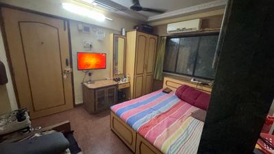 Bedroom Image of 240 Sq.ft 1 RK Apartment / Flat for rent in Malad West Mumbai for Rs. 25000