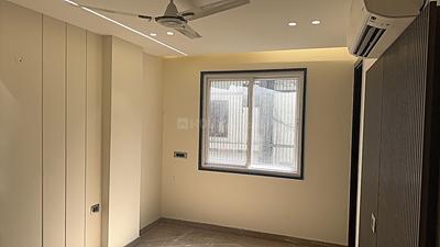 Bedroom Image of 960 Sq.ft 3 BHK Builder Floor for sale in  Maurya Enclave, Pitampura New Delhi for Rs. 18000000