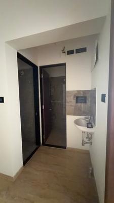 Bathroom Image of 607 Sq.ft 1 BHK Apartment / Flat for rent in VTP Leonara H Building, Mahalunge Pune for Rs. 22000