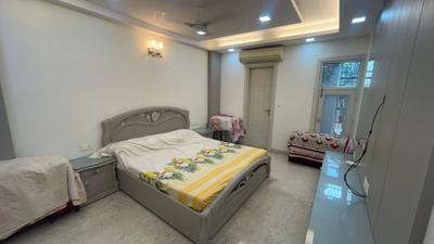 Bedroom Image of 1620 Sq.ft 3 BHK Builder Floor for sale in Anand Vihar New Delhi for Rs. 31500000