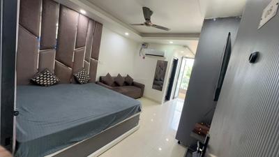 Bedroom Image of 400 Sq.ft 1 RK Independent House for rent in DLF Phase 3 Gurgaon for Rs. 25000