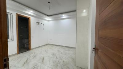 Bedroom Image of 2100 Sq.ft 4 BHK Builder Floor for sale in Sector 104 Noida for Rs. 13500000