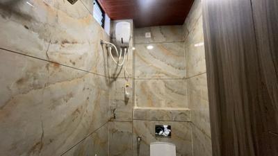 Bathroom Image of 400 Sq.ft 1 BHK Builder Floor for rent in Scheme No 113 Indore for Rs. 22500