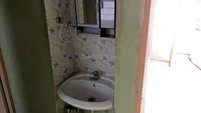 Bathroom Image of 650 Sq.ft 1 BHK Apartment / Flat for rent in Kunal Estate, Chinchwad Pune for Rs. 16500