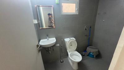 Image of 1305 Sq.ft 3 BHK Apartment / Flat for sale in Signature Global City 37D II, Sector 37D, Gurgaon for Rs. 18500000