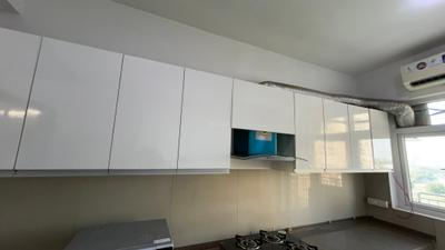 Kitchen Image of 1899 Sq.ft 3 BHK Apartment / Flat for rent in Emaar Palm Gardens, Sector 83 Gurgaon for Rs. 45000