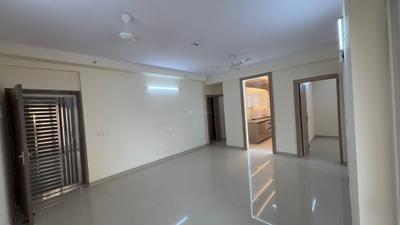 Living Room Image of 1250 Sq.ft 3 BHK Apartment / Flat for rent in Amrapali Verona Heights, Noida Extension Greater Noida for Rs. 21900