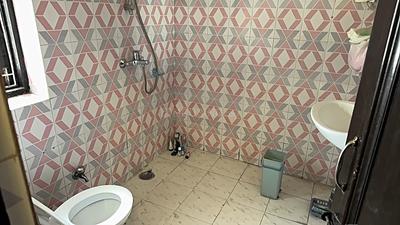 Image of 2500 Sq.ft 3 BHK Builder Floor for rent in New Friends Colony, New Delhi for Rs. 110000
