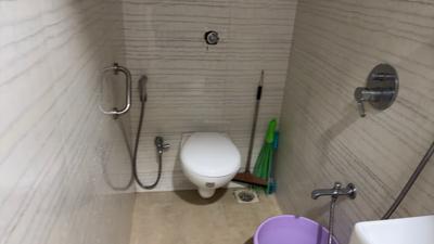 Image of 725 Sq.ft 3 BHK Apartment / Flat for rent in Hubtown Harmony, Matunga East, Mumbai for Rs. 90000