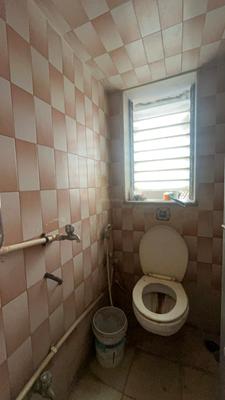 Bathroom Image of 585 Sq.ft 1 BHK Apartment / Flat for sale in Dahisar East Mumbai for Rs. 7900000