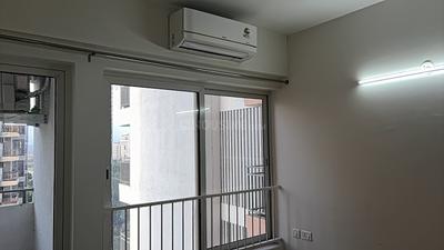 Bedroom Image of 1691 Sq.ft 3 BHK Apartment / Flat for sale in Shapoorji Pallonji JoyVille, Sector 102 Gurgaon for Rs. 26400000