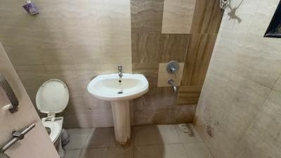 Image of 910 Sq.ft 2 BHK Apartment / Flat for rent in GK Dwarka Sun Crest Phase 3, Rahatani, Pune for Rs. 28000