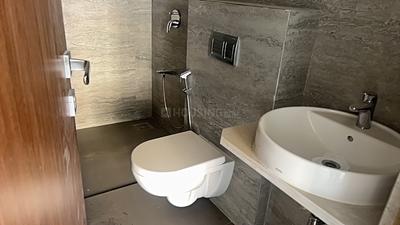 Image of 1200 Sq.ft 2 BHK Apartment / Flat for sale in Hubtown Seasons, Chembur, Mumbai for Rs. 31000000