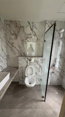 Image of 1400 Sq.ft 3 BHK Apartment / Flat for sale in Santacruz West, Mumbai for Rs. 80000000