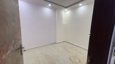 Bedroom Image of 1200 Sq.ft 4 BHK Apartment / Flat for sale in Sector 4 Rohini New Delhi for Rs. 6000000